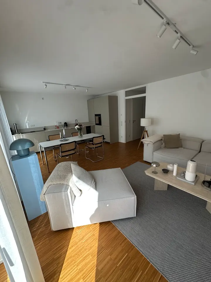 4 Zimmer Wohnung mit 120 m² in Bergisch Gladbach – Bild 2
