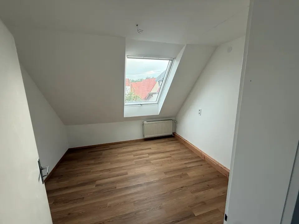 3 Zimmer Wohnung mit 60 m² in Metzingen – Bild 2