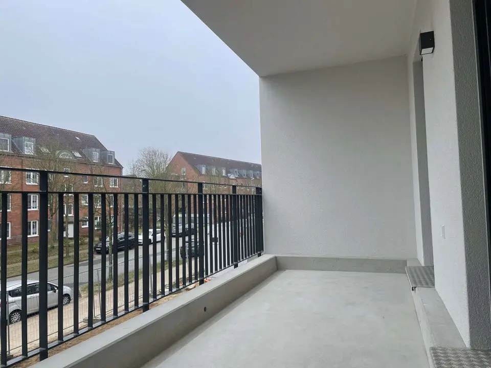 2 room apartment with 80 m² in Schwerin – Photo 3