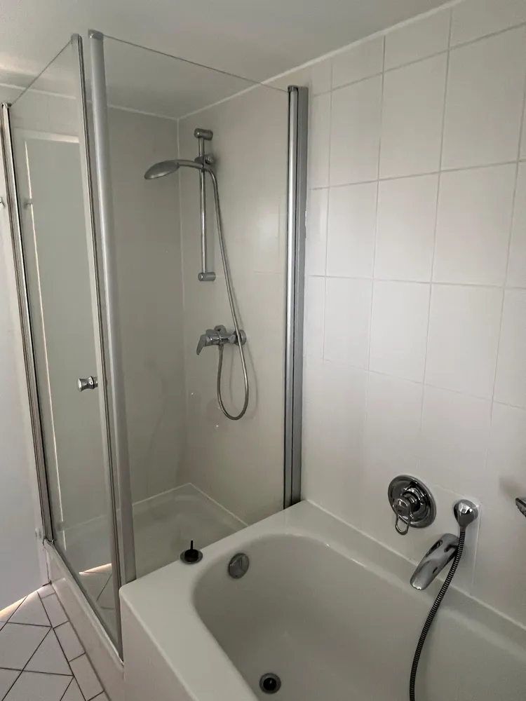 2 Zimmer Wohnung mit 70 m² in Düsseldorf – Bild 4
