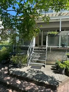 WG-Zimmer mit 150 m² in Düsseldorf – Bild 2