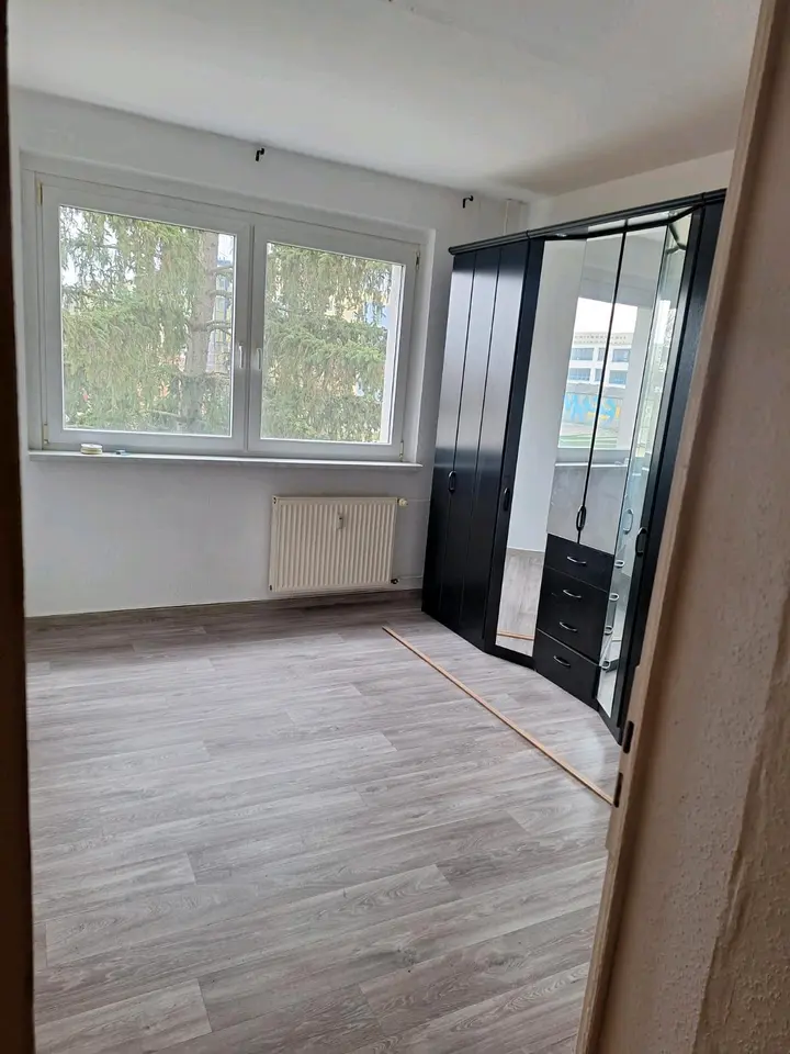 4 Zimmer Wohnung mit 68 m² in Halle (Saale) – Bild 4