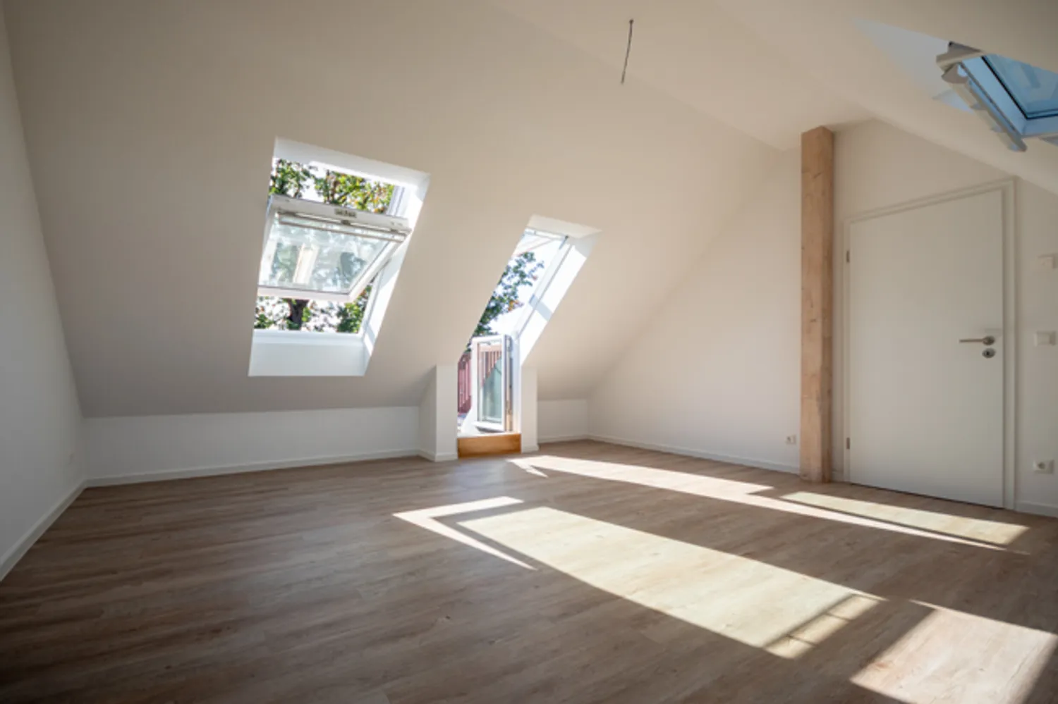 4 Zimmer Wohnung mit 117 m² in Dresden – Bild 12
