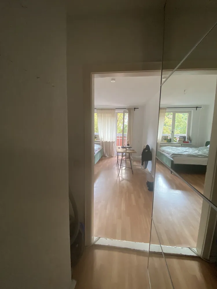 1 room apartment with 29 m² in Berlin – Photo 2