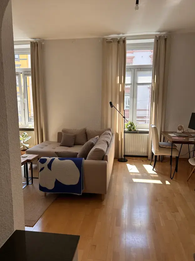 2 Zimmer Wohnung mit 65 m² in Frankfurt am Main – Bild 1