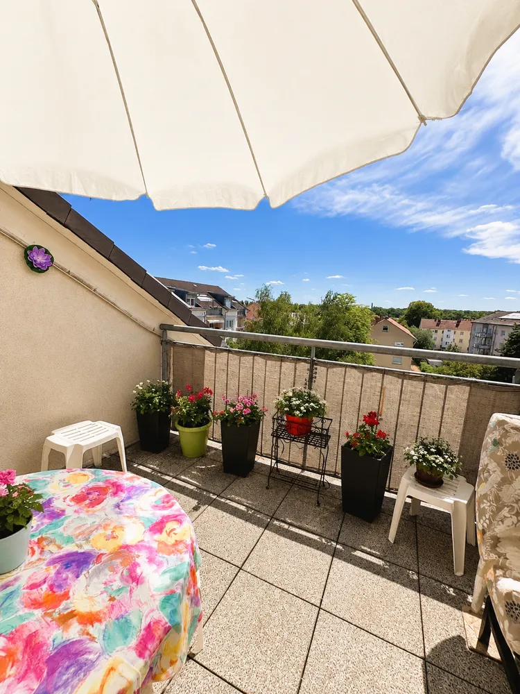 2 Zimmer Wohnung mit 63 m² in Frankfurt am Main – Bild 1
