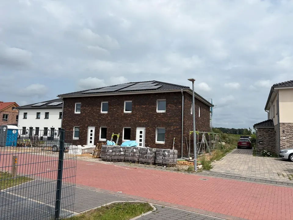 6 Zimmer Haus mit 142 m² in Walsrode – Bild 2