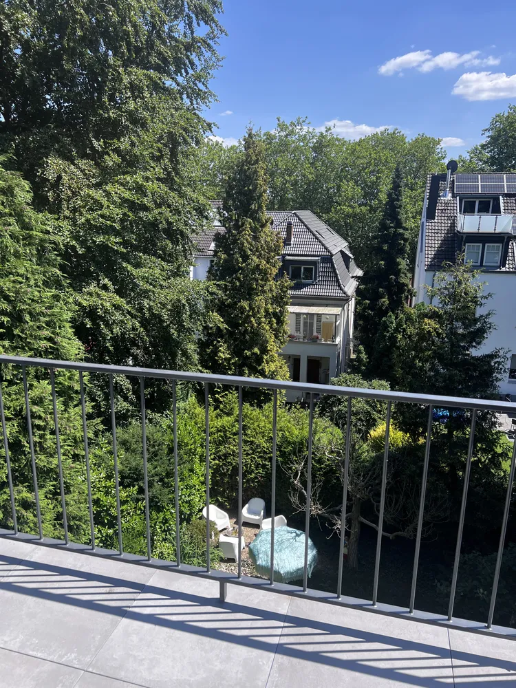 3 Zimmer Wohnung mit 110 m² in Düsseldorf – Bild 2