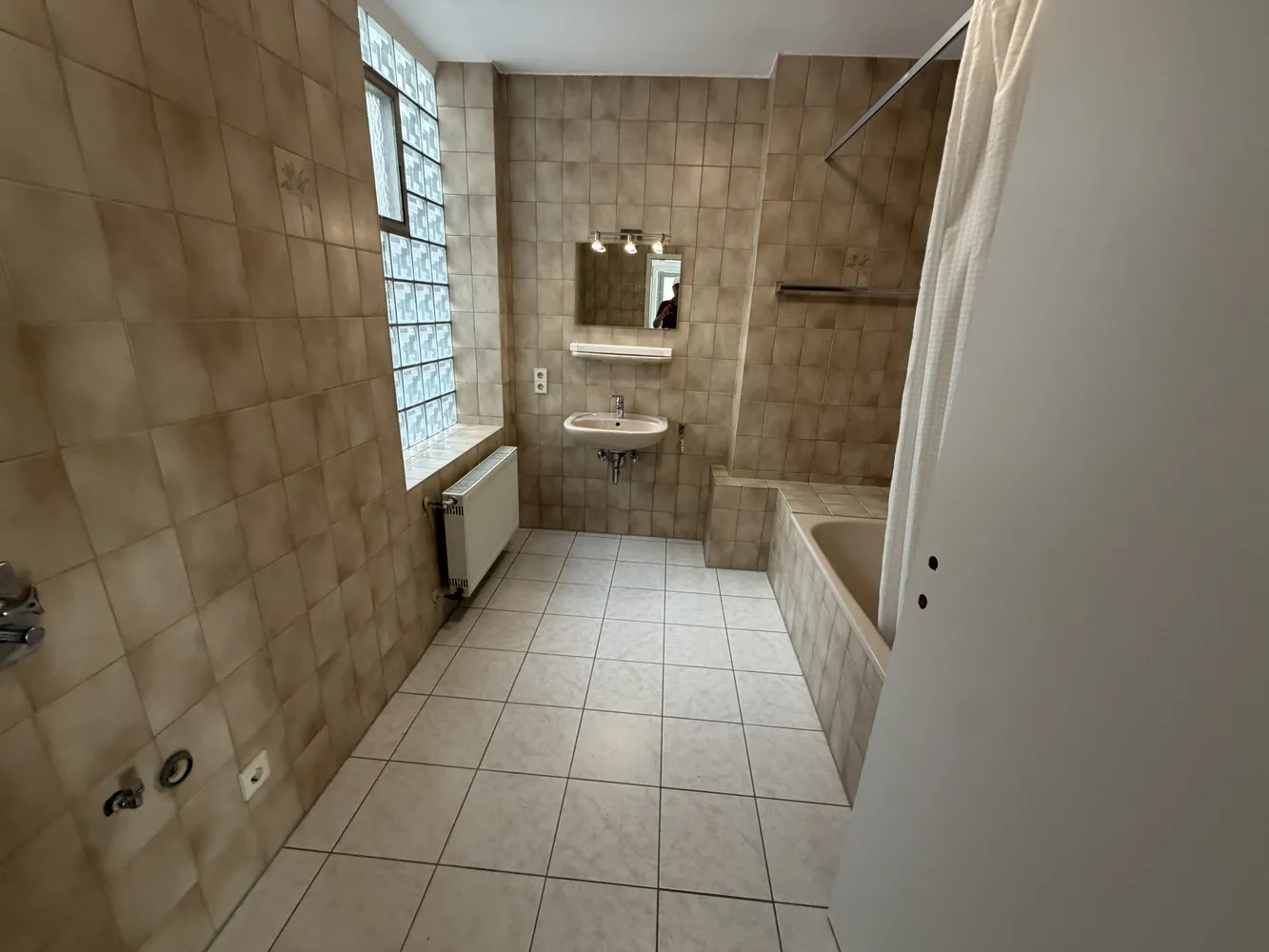 2 Zimmer Wohnung mit 65 m² in Stuttgart – Bild 12