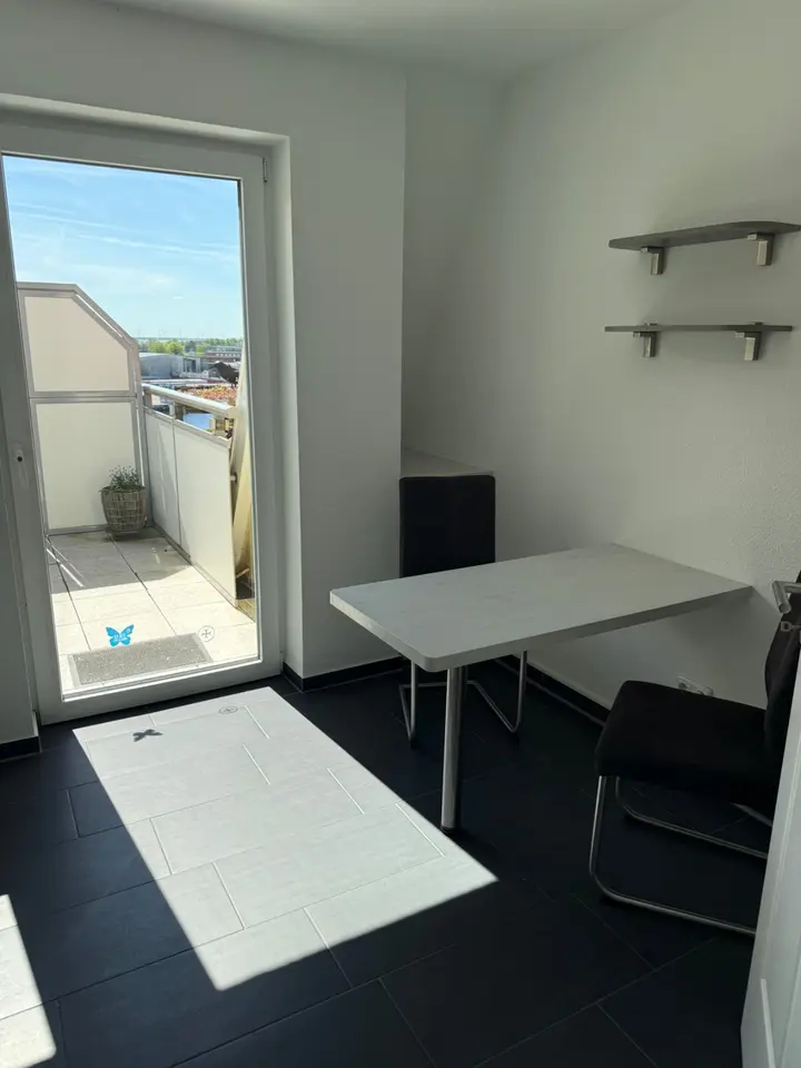 2 Zimmer Wohnung mit 89 m² in Wilhelmshaven – Bild 4