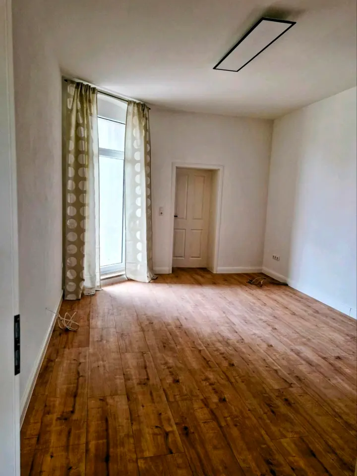 4 Zimmer Wohnung mit 120 m² in Köthen – Bild 2