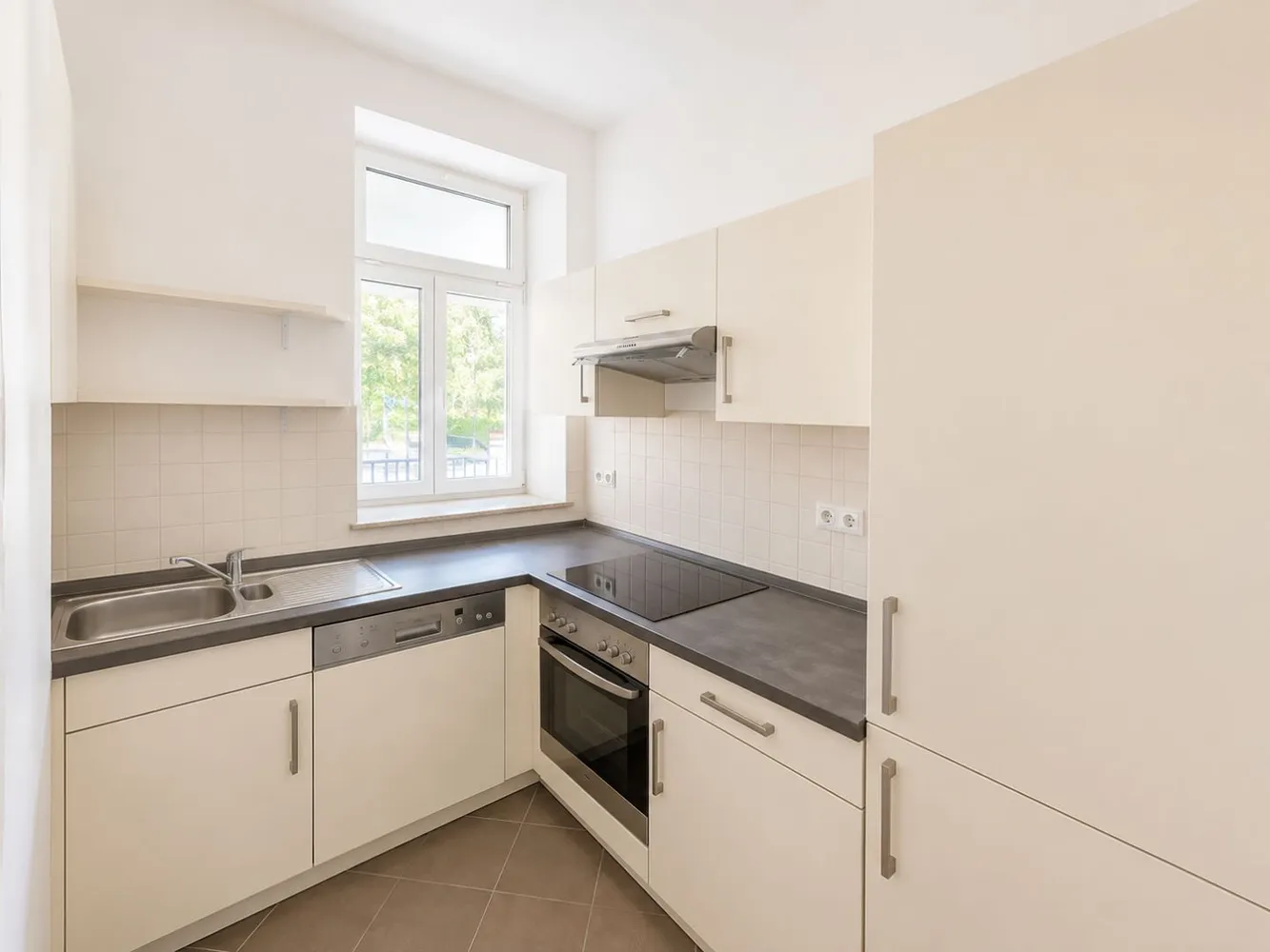2 room apartment with 58 m² in Chemnitz – Photo 9