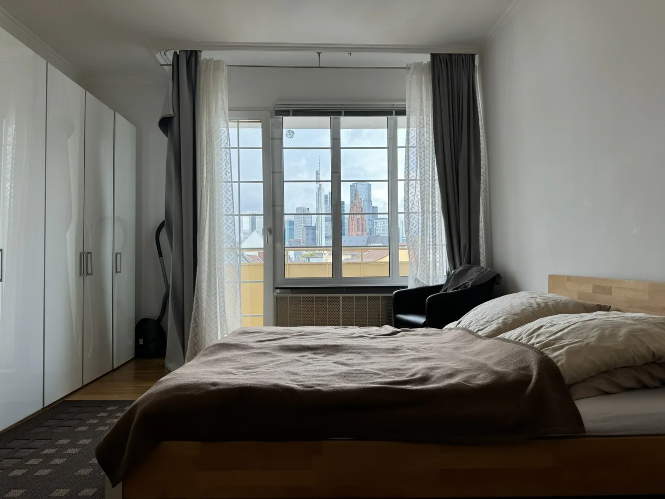 3 room apartment with 100 m² in Frankfurt am Main – Photo 3