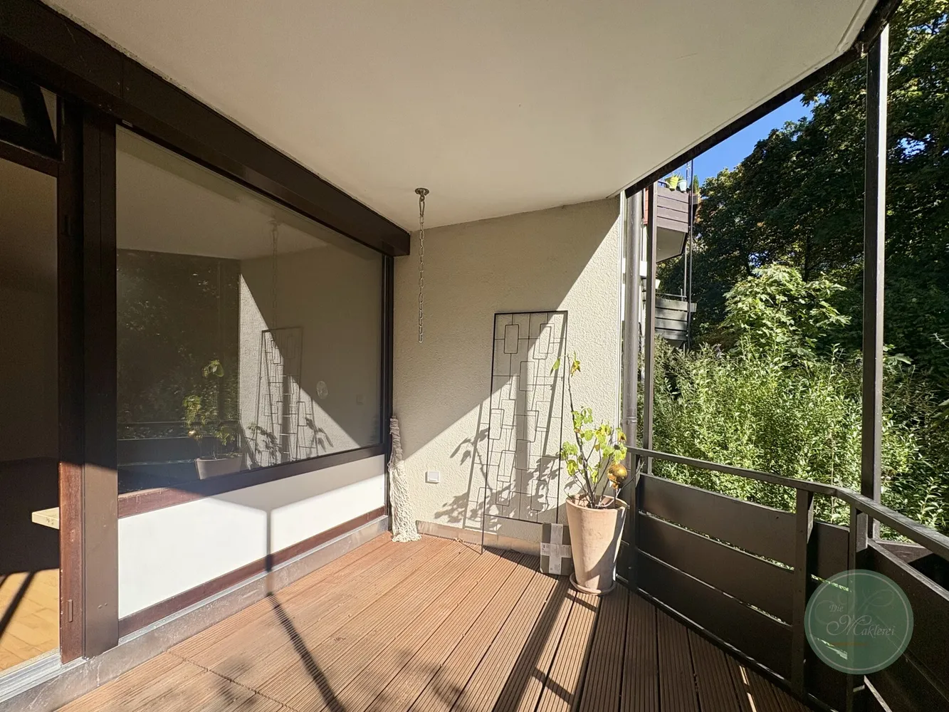 4 Zimmer Wohnung mit 99 m² in Nürnberg – Bild 2
