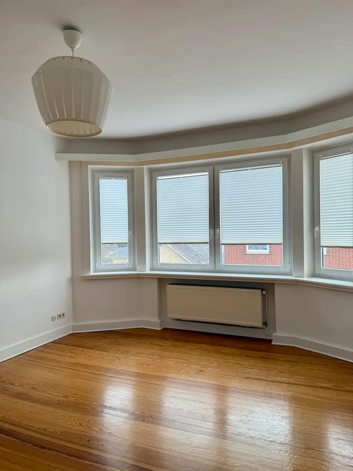 4 Zimmer Wohnung mit 110 m² in Cuxhaven – Bild 1