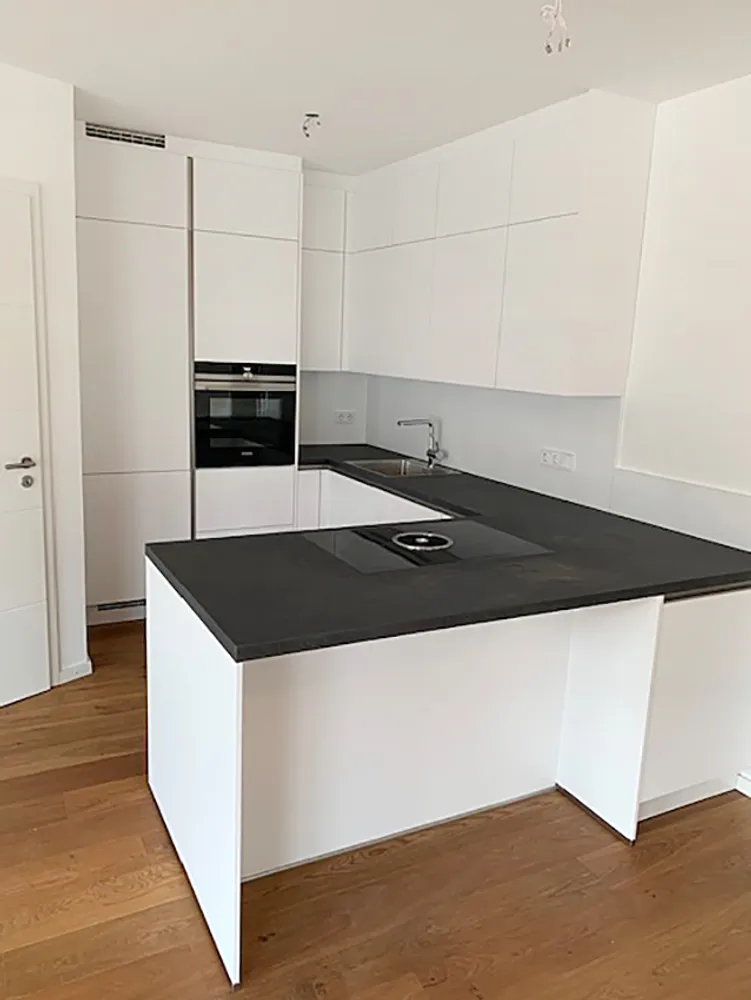 2 Zimmer Wohnung mit 93 m² in München – Bild 3