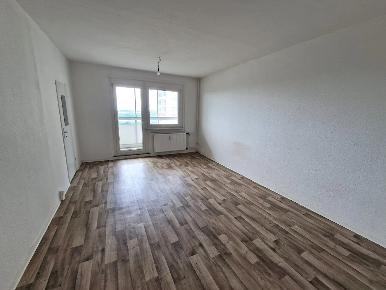 1 Zimmer Wohnung mit 37 m² in Neubrandenburg – Bild 2