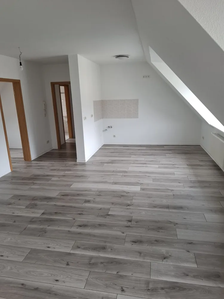 2 Zimmer Wohnung mit 68 m² in Crimmitschau – Bild 8