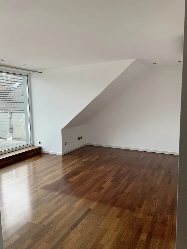 3 Zimmer Wohnung mit 128 m² in Düsseldorf – Bild 3