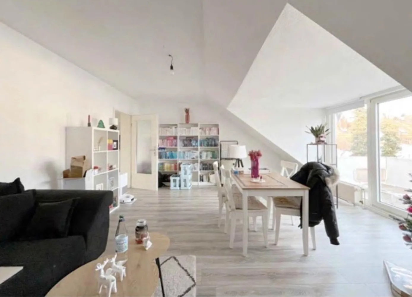 2 Zimmer Wohnung mit 56 m² in Düsseldorf – Bild 3