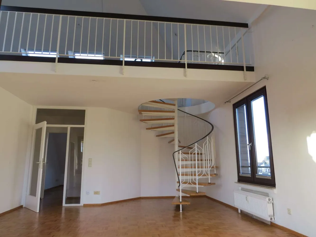 4 Zimmer Wohnung mit 96 m² in Bonn – Bild 1