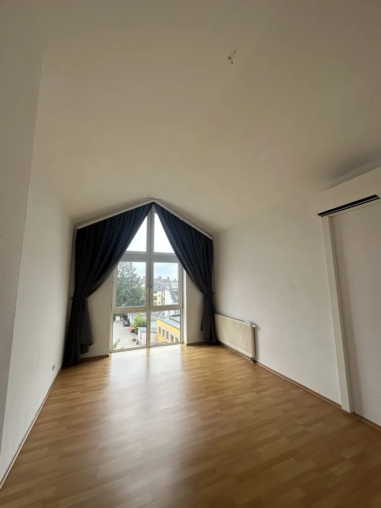 2 Zimmer Wohnung mit 75 m² in Frankfurt am Main – Bild 5