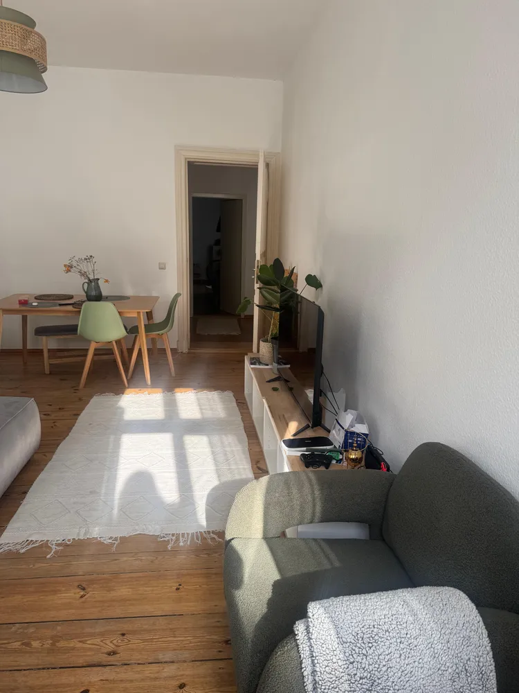 2 Zimmer Wohnung mit 75 m² in Berlin – Bild 2