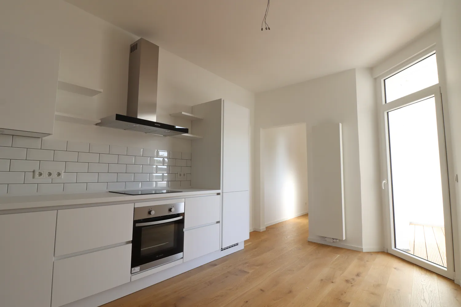 4 Zimmer Wohnung mit 98 m² in Düsseldorf – Bild 2