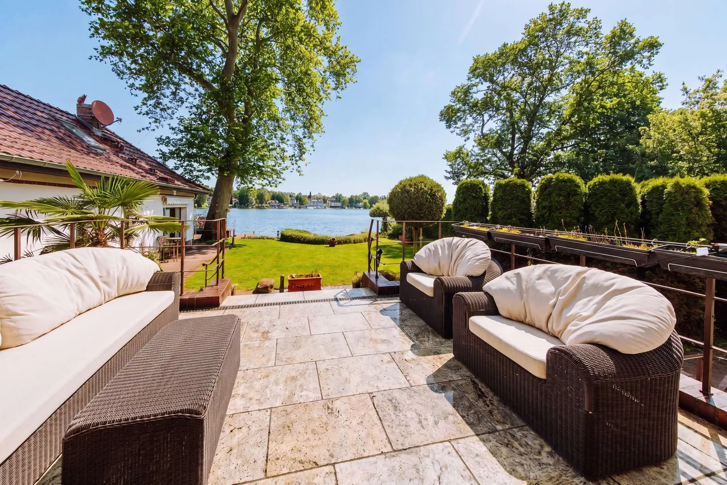 7 Zimmer Haus mit 264 m² in Berlin – Bild 2