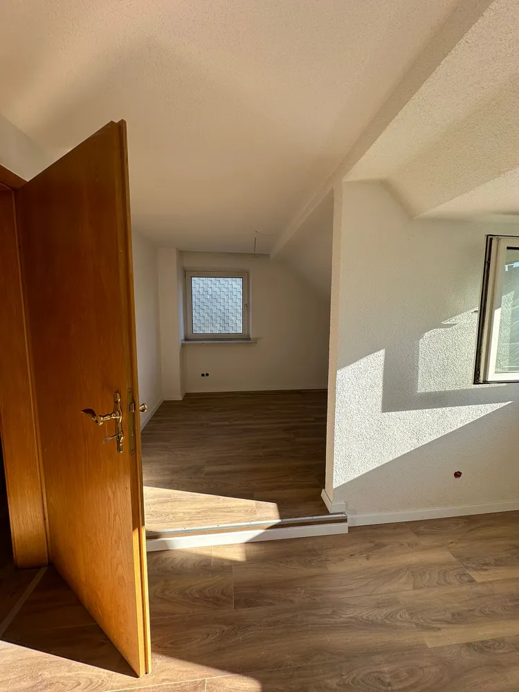 5 Zimmer Wohnung mit 120 m² in Duisburg – Bild 11