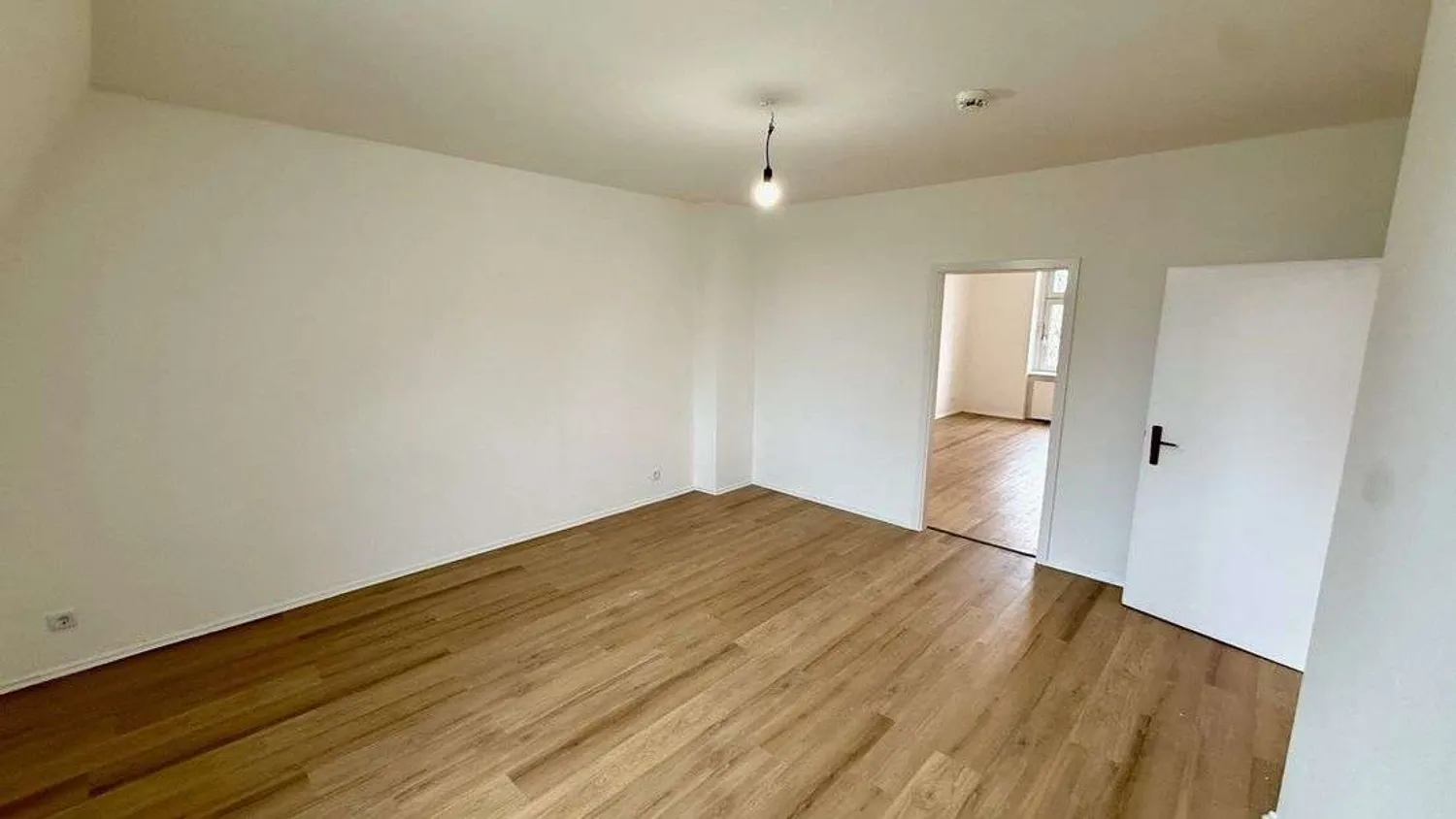 3 Zimmer Wohnung mit 84 m² in Wuppertal – Bild 2