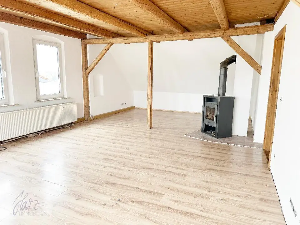 6 Zimmer Wohnung mit 127 m² in Riesa – Bild 1