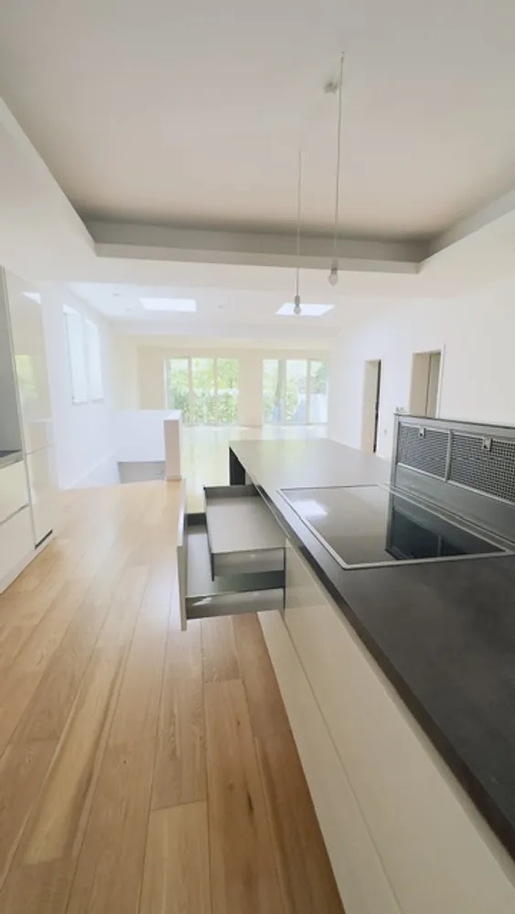 5 Zimmer Wohnung mit 230 m² in Frankfurt am Main – Bild 3