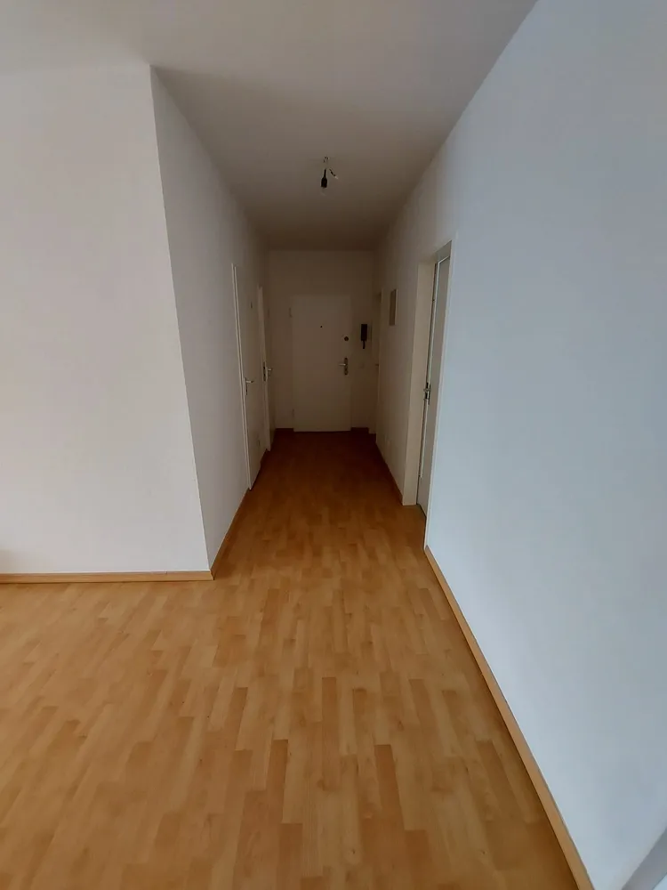 3 Zimmer Wohnung mit 90 m² in Düsseldorf – Bild 2