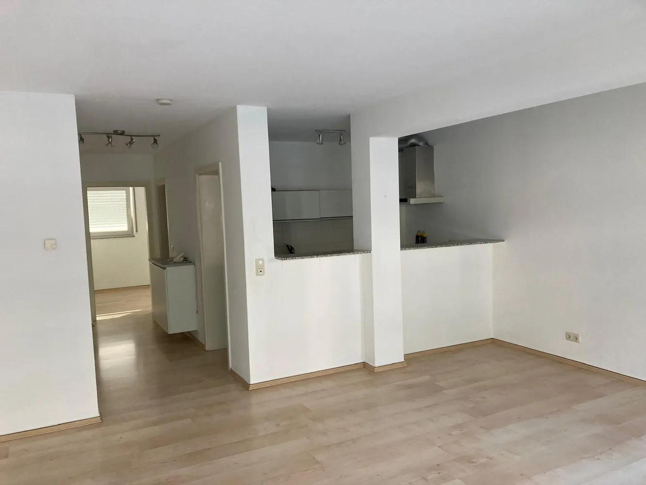 2 Zimmer Wohnung mit 68 m² in Wiesbaden – Bild 5