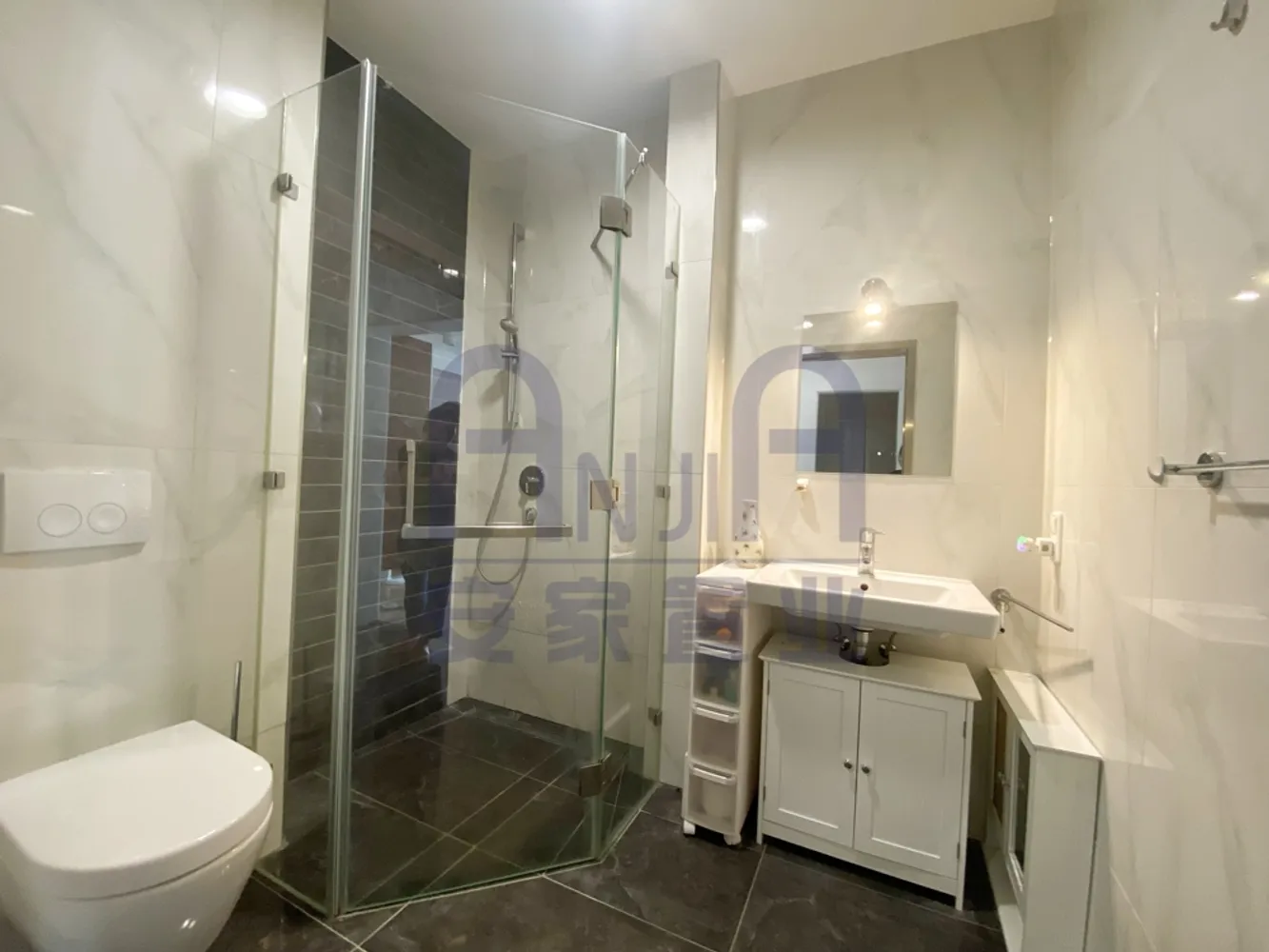 2 Zimmer Wohnung mit 46 m² in Frankfurt am Main – Bild 9