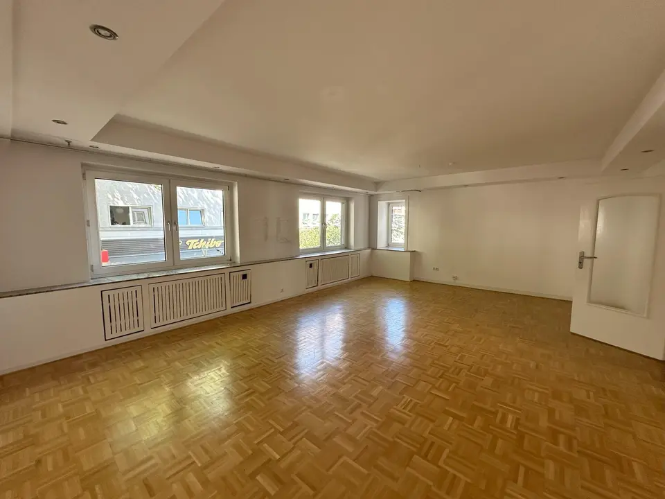 4 Zimmer Wohnung mit 135 m² in Essen – Bild 2
