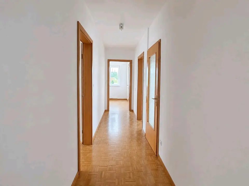 3 Zimmer Wohnung mit 102 m² in Trier – Bild 4