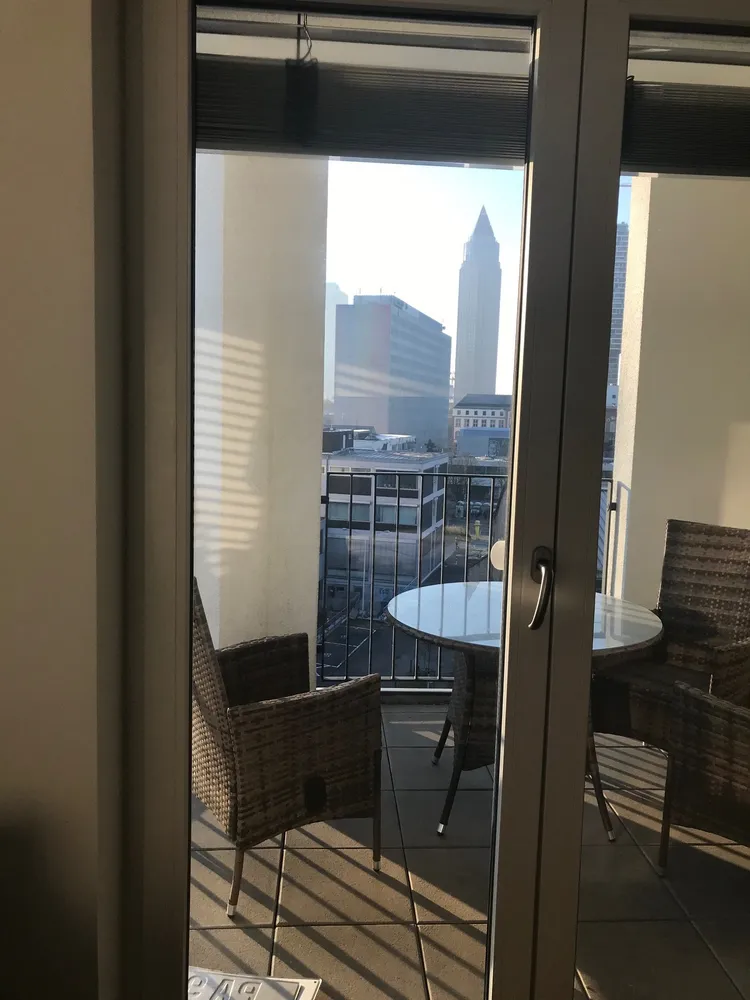 2 room apartment with 68 m² in Frankfurt am Main – Photo 3