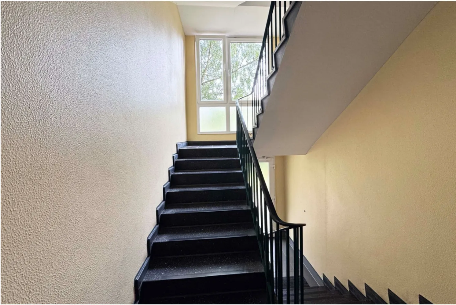 2 Zimmer Wohnung mit 58 m² in Lübeck – Bild 8