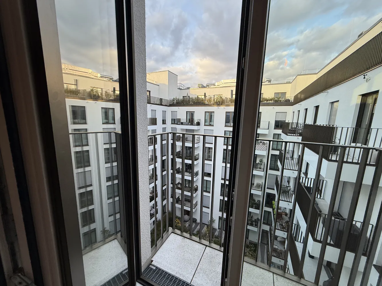 2 room apartment with 40 m² in Berlin – Photo 5
