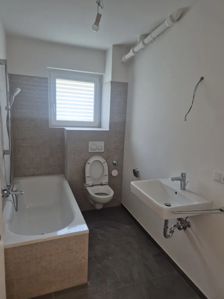 1 Zimmer Wohnung mit 40 m² in Augsburg – Bild 2