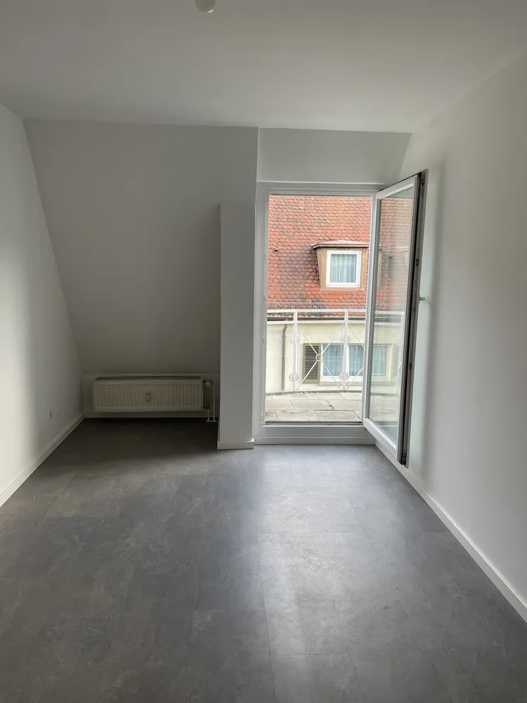 4 Zimmer Wohnung mit 100 m² in Stuttgart – Bild 7