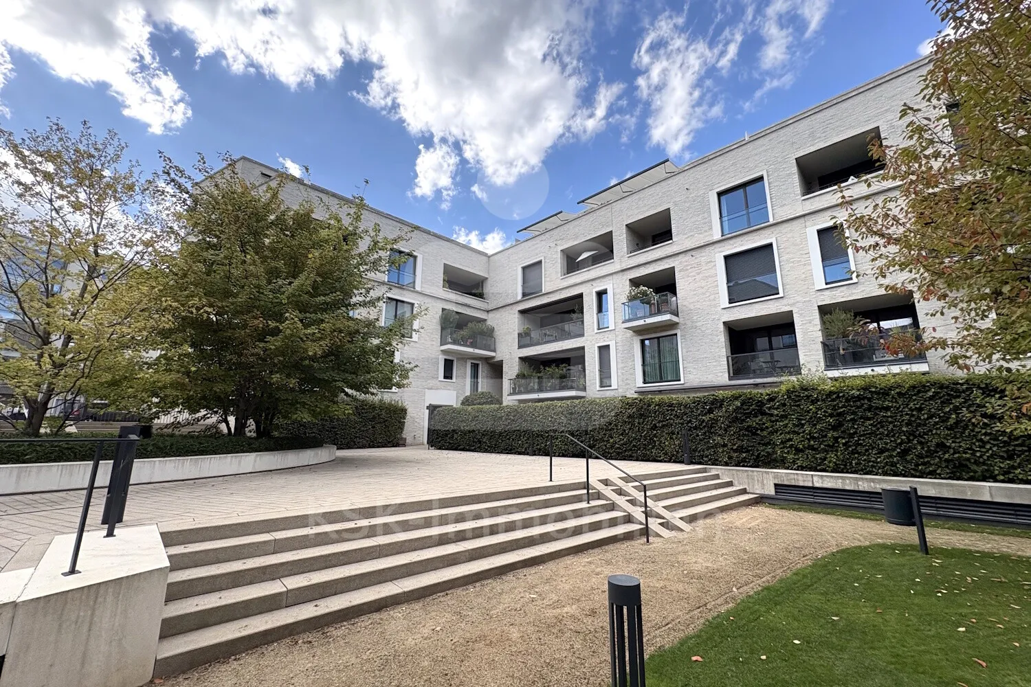 3 room apartment with 81 m² in Cologne – Photo 2