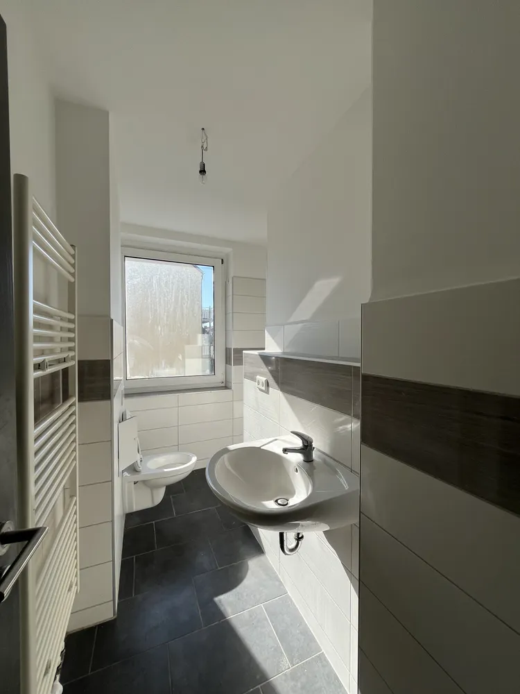 2 room apartment with 60 m² in Bitterfeld-Wolfen – Photo 4