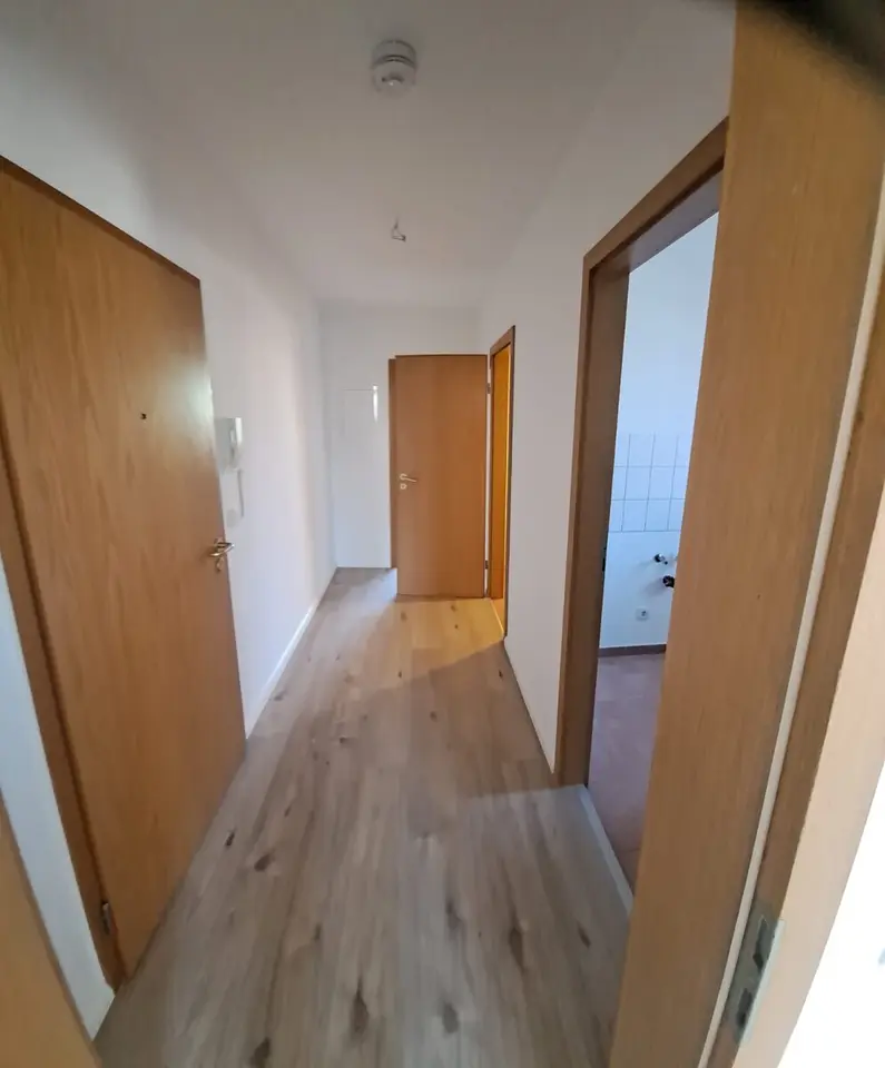3 Zimmer Wohnung mit 66 m² in Werdau – Bild 9
