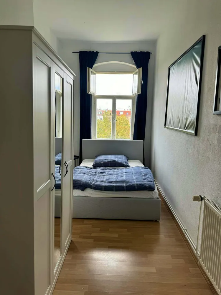 Shared room with 15 m² in Berlin – Photo 2