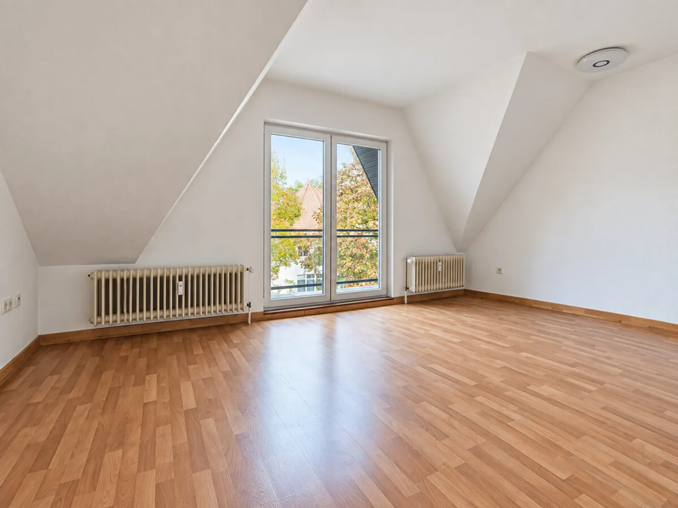 2 Zimmer Wohnung mit 57 m² in Bremen – Bild 1
