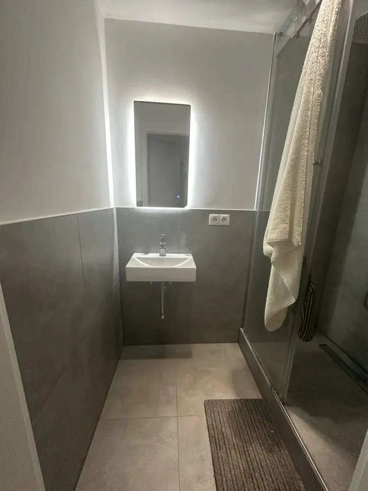 Shared room with 12 m² in Munich – Photo 5