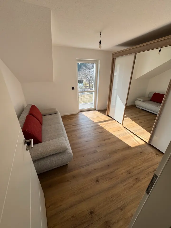 4 Zimmer Wohnung mit 83 m² in Meiningen – Bild 2